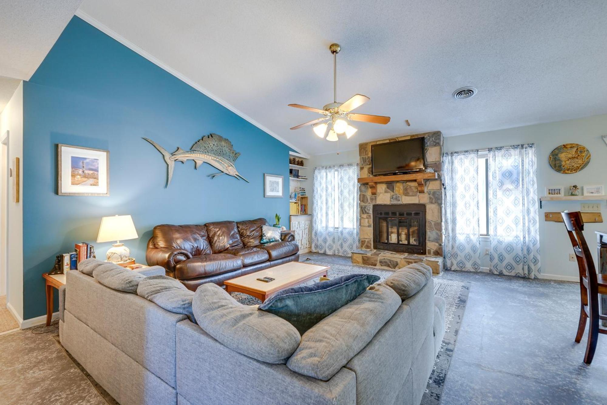 Pet-Friendly Wilmington Home With Fenced Yard! Exterior photo